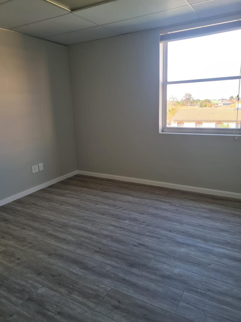 To Let Commercial Property for Rent in Wynberg Western Cape